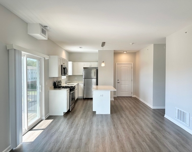 855 E Main Street - Photo Thumbnail 5