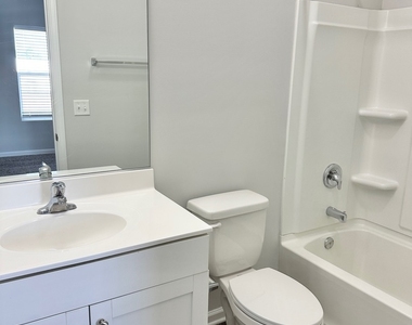 855 E Main Street - Photo Thumbnail 8
