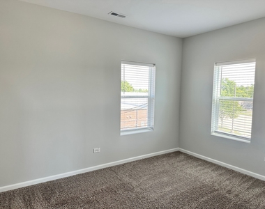 855 E Main Street - Photo Thumbnail 9