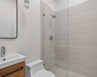 2132 W Potomac Avenue - Photo Thumbnail 17