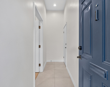 2132 W Potomac Avenue - Photo Thumbnail 18