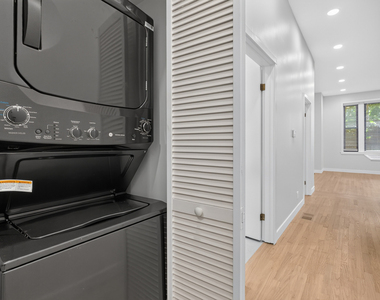 2132 W Potomac Avenue - Photo Thumbnail 5