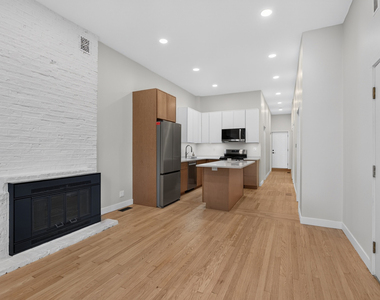 2132 W Potomac Avenue - Photo Thumbnail 8