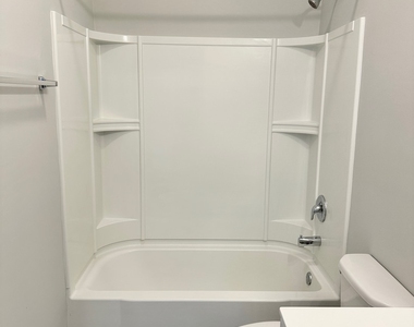 301 N Madison Street - Photo Thumbnail 13
