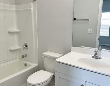 855 E Main Street - Photo Thumbnail 10