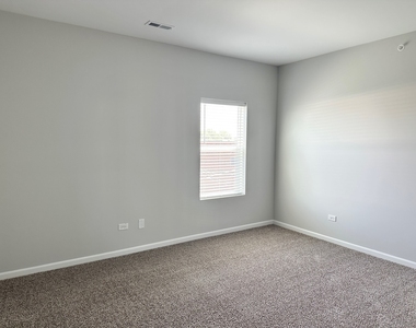 855 E Main Street - Photo Thumbnail 7