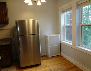 5463 S Ingleside Avenue - Photo Thumbnail 4