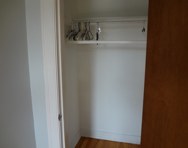 5463 S Ingleside Avenue - Photo Thumbnail 6