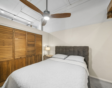 1525 S Michigan Avenue - Photo Thumbnail 7