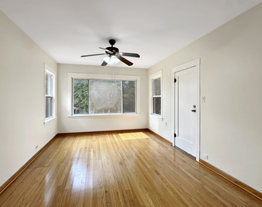 5244 W Altgeld Street - Photo Thumbnail 4