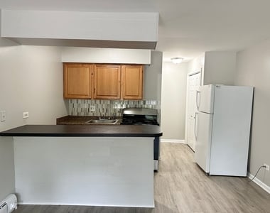 1940 Mark Avenue - Photo Thumbnail 2