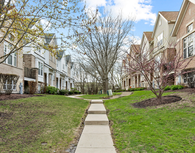 5546 Cambridge Way - Photo Thumbnail 1