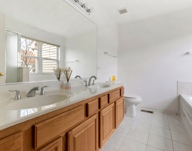 5546 Cambridge Way - Photo Thumbnail 14