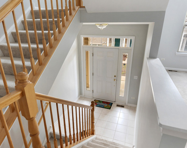 5546 Cambridge Way - Photo Thumbnail 2
