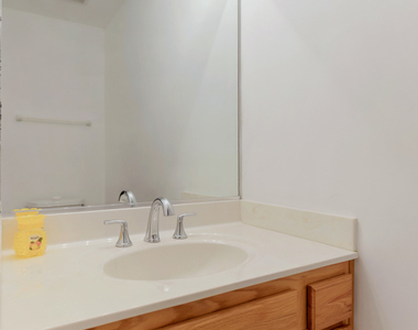 5546 Cambridge Way - Photo Thumbnail 22