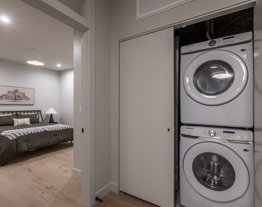 1706 Sherman Avenue - Photo Thumbnail 13