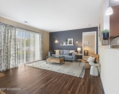 89 Kensington Circle - Photo Thumbnail 6