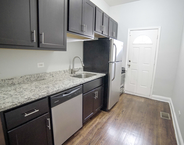 1322 W 18th Place - Photo Thumbnail 2