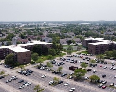 1460 Fairlane Drive - Photo Thumbnail 14