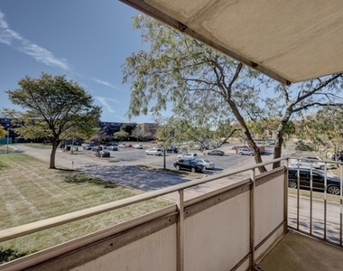 1460 Fairlane Drive - Photo Thumbnail 9
