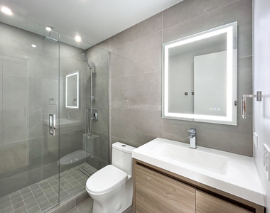 5445 N Sheridan Road - Photo Thumbnail 7