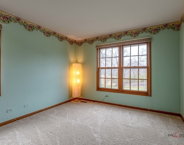 1551 Crowfoot Circle N - Photo Thumbnail 26