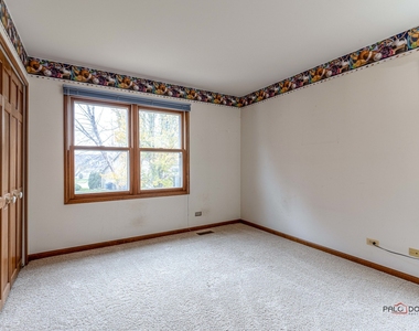 1551 Crowfoot Circle N - Photo Thumbnail 28