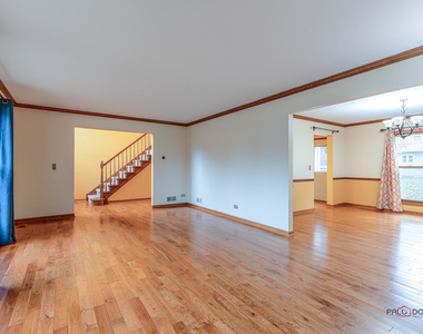 1551 Crowfoot Circle N - Photo Thumbnail 6