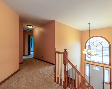 1551 Crowfoot Circle N - Photo Thumbnail 24