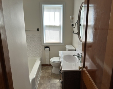 518 Bremer Street - Photo Thumbnail 7
