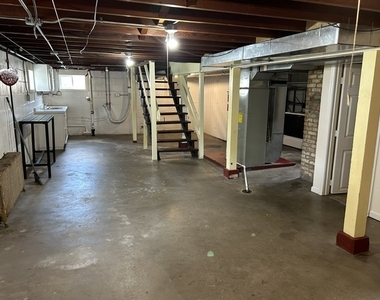 518 Bremer Street - Photo Thumbnail 9