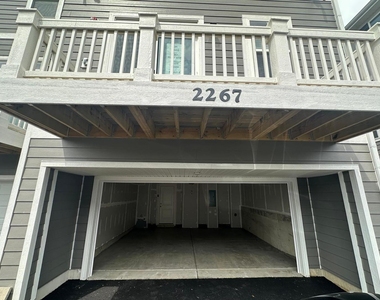 2267 Glacier Street - Photo Thumbnail 22