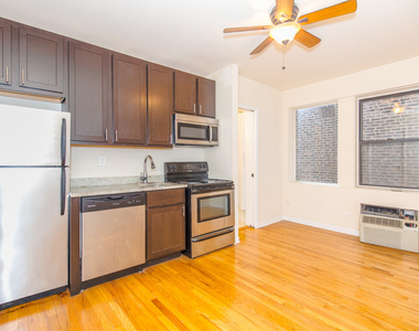 1504 N Dearborn Parkway - Photo Thumbnail 1