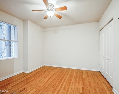 1504 N Dearborn Parkway - Photo Thumbnail 1