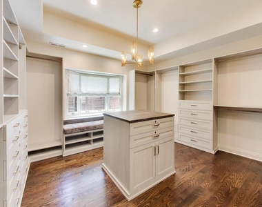 45 E Division Street - Photo Thumbnail 22