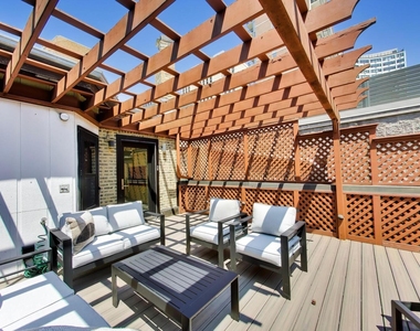 45 E Division Street - Photo Thumbnail 41
