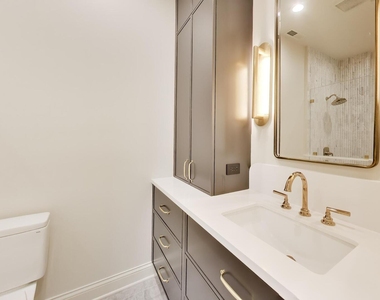 45 E Division Street - Photo Thumbnail 37