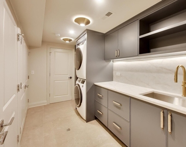 45 E Division Street - Photo Thumbnail 51