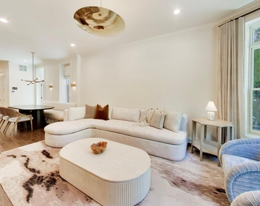 45 E Division Street - Photo Thumbnail 5