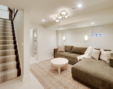 45 E Division Street - Photo Thumbnail 43