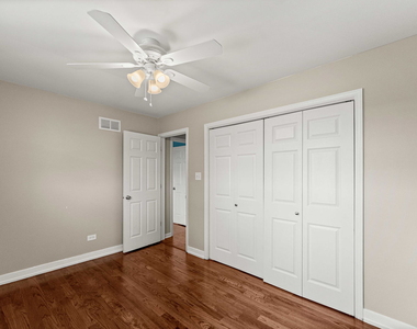 15954 Ozark Avenue - Photo Thumbnail 19