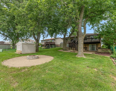 15954 Ozark Avenue - Photo Thumbnail 33
