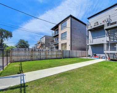 5157 S Wabash Avenue - Photo Thumbnail 15