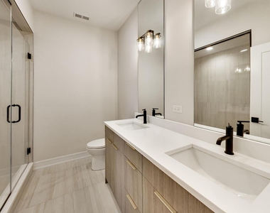 5157 S Wabash Avenue - Photo Thumbnail 7