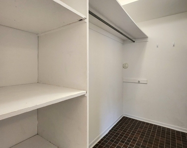 1430 N Dearborn Parkway - Photo Thumbnail 2