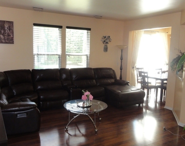 3156 Bromley Lane - Photo Thumbnail 2