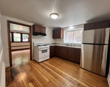 1928 Grove Avenue - Photo Thumbnail 4