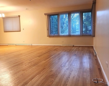 209 N Stevenson Lane - Photo Thumbnail 3