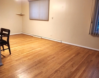 209 N Stevenson Lane - Photo Thumbnail 4