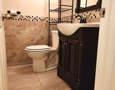 209 N Stevenson Lane - Photo Thumbnail 15